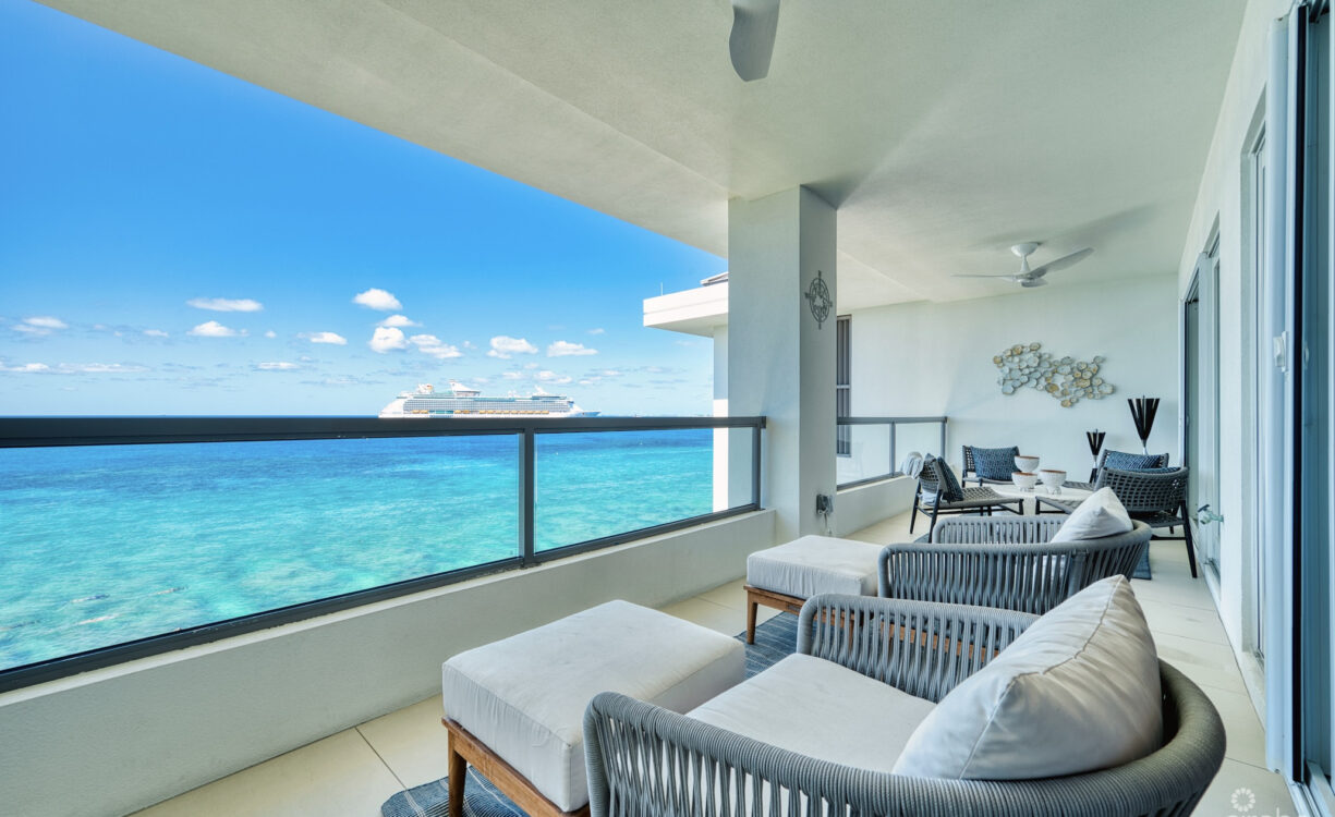 OCEANA PENTHOUSE: REDEFINING OCEANFRONT LUXURY