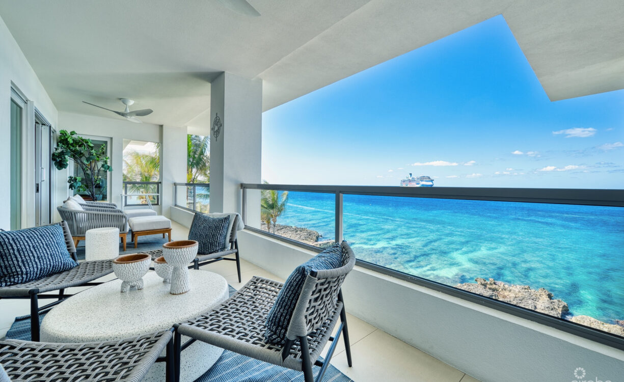 OCEANA PENTHOUSE: REDEFINING OCEANFRONT LUXURY