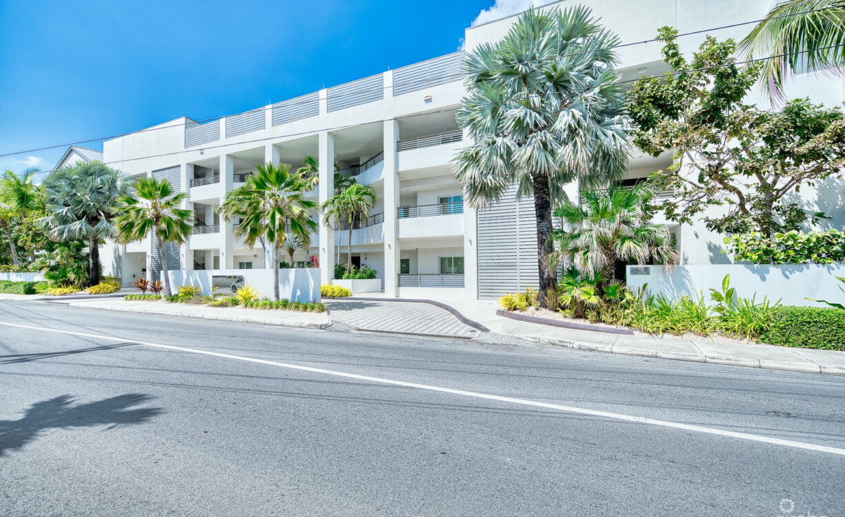 OCEANA PENTHOUSE: REDEFINING OCEANFRONT LUXURY