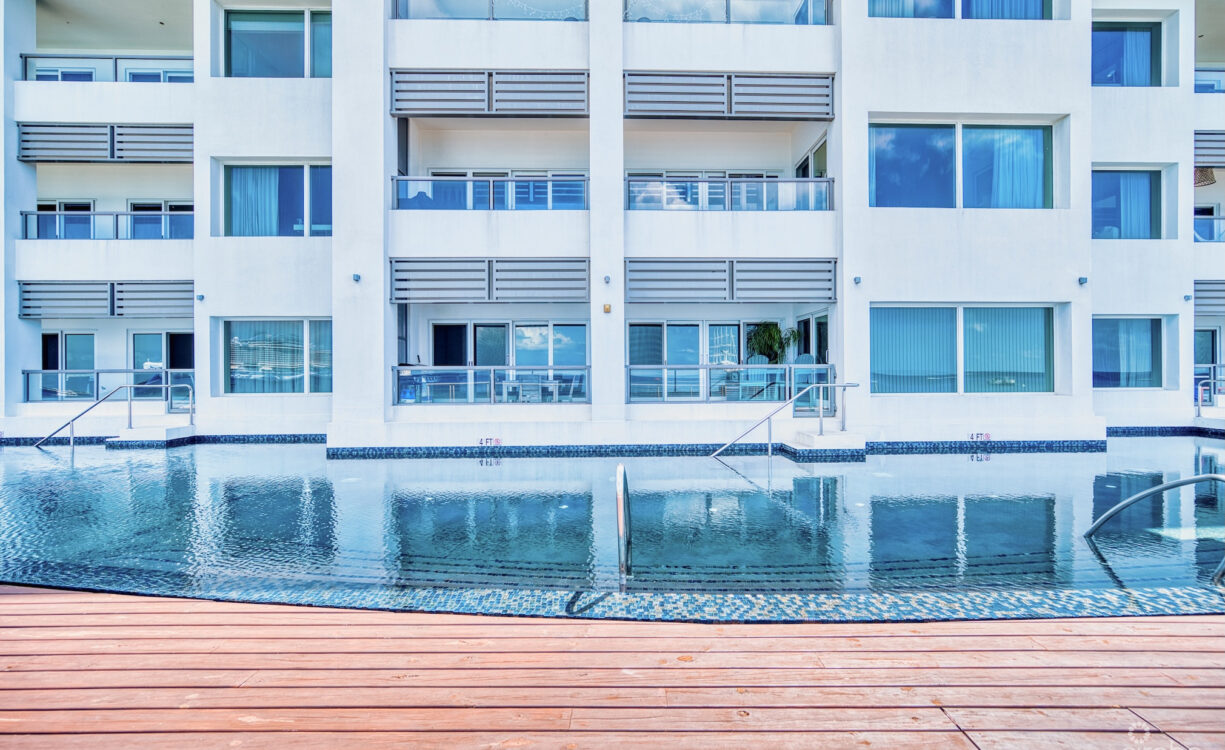 OCEANA PENTHOUSE: REDEFINING OCEANFRONT LUXURY
