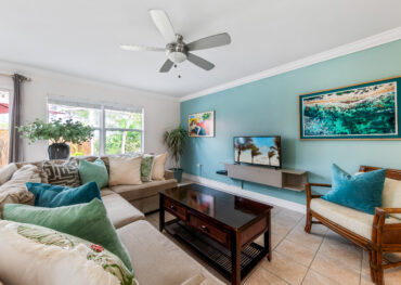 Starlet Crescent Duplex, West Bay