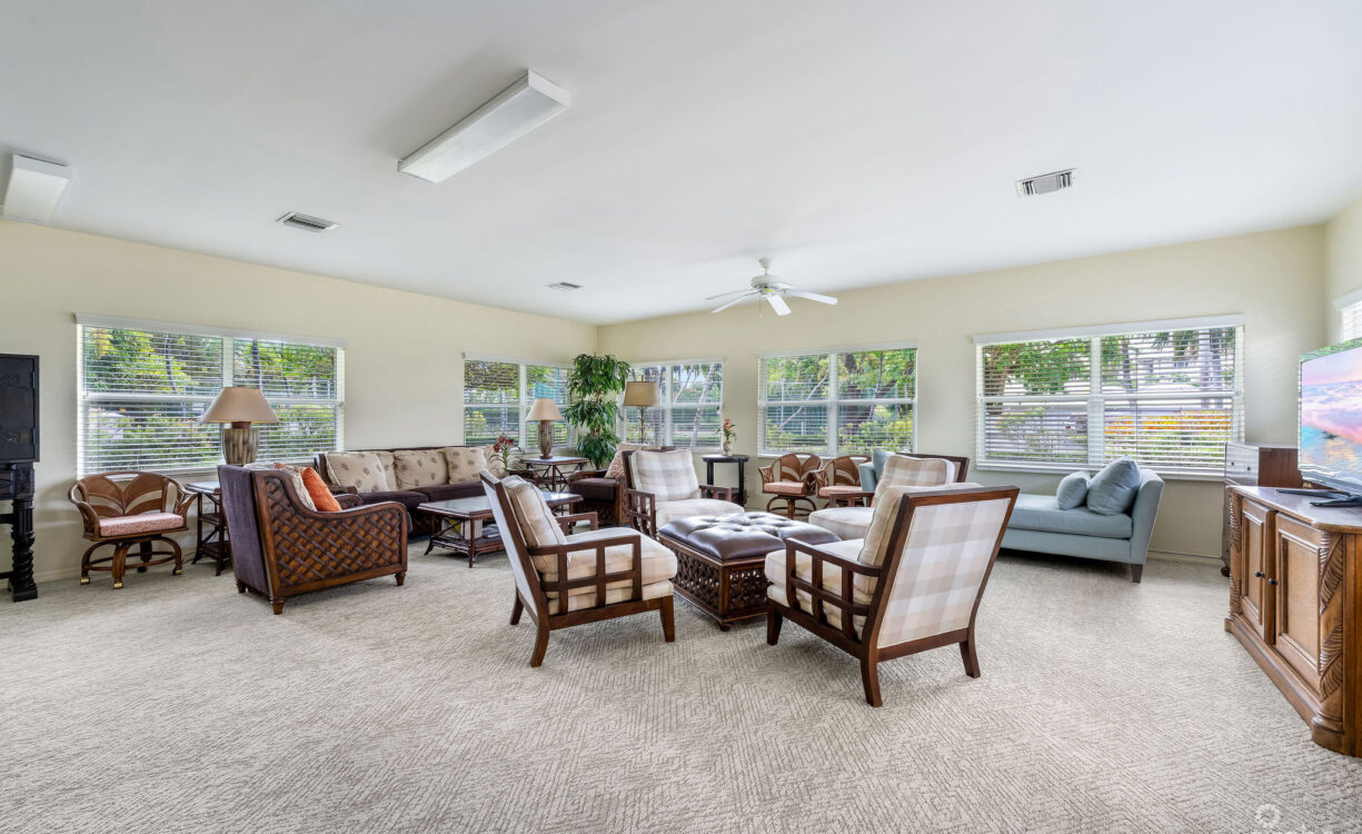 BEACHFRONT BLISS AT CAYMAN CLUB | SEVEN MILE BEACH
