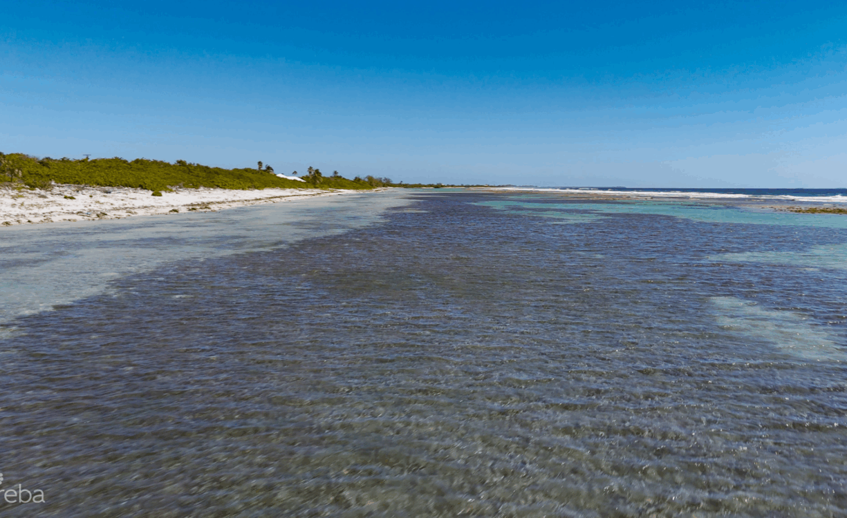 BEACHFRONT LAND LITTLE CAYMAN