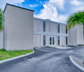 PROFESSIONAL OFFICE SUITE AT PALM GROVE