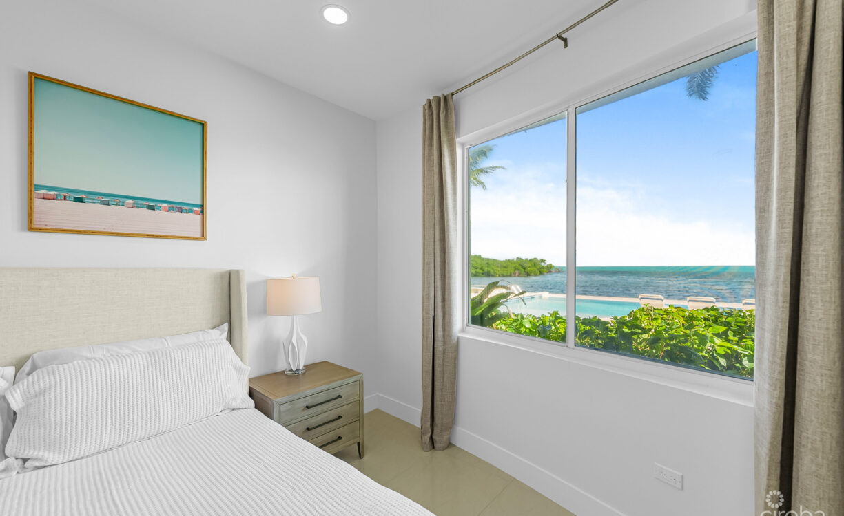 TURTLE COVE OCEANFORNT 3 BED