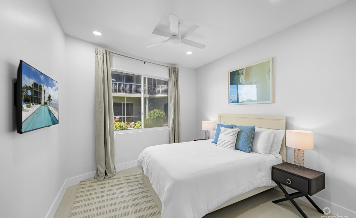 TURTLE COVE OCEANFORNT 3 BED