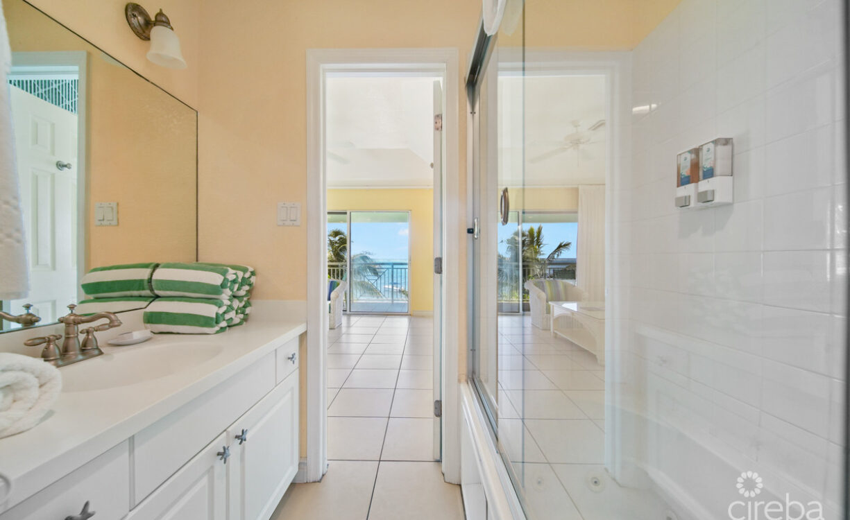 COMPASS POINT ONE BEDROOM 205