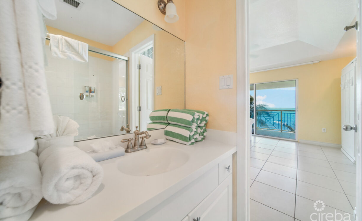 COMPASS POINT ONE BEDROOM 205