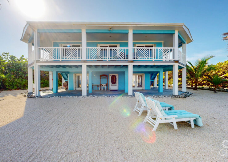 CAYMAN BRAC OCEAN FRONT HOME