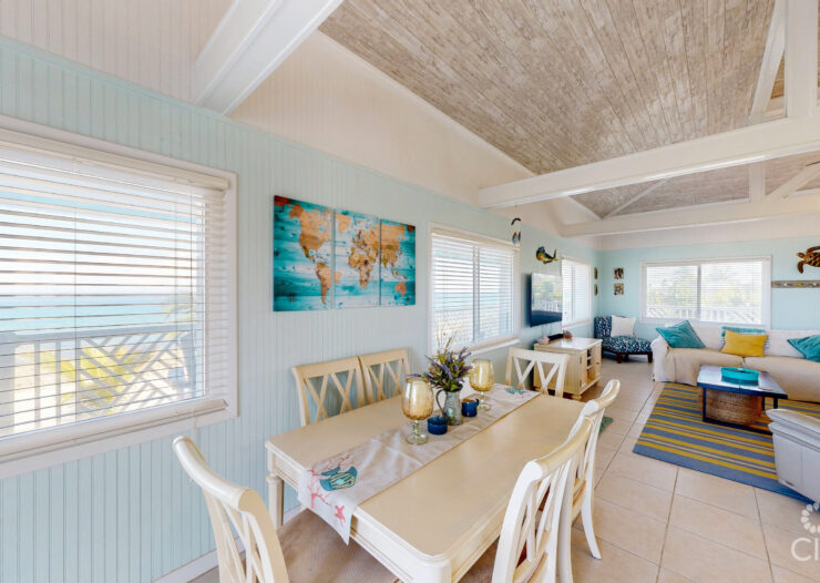 CAYMAN BRAC OCEAN FRONT HOME