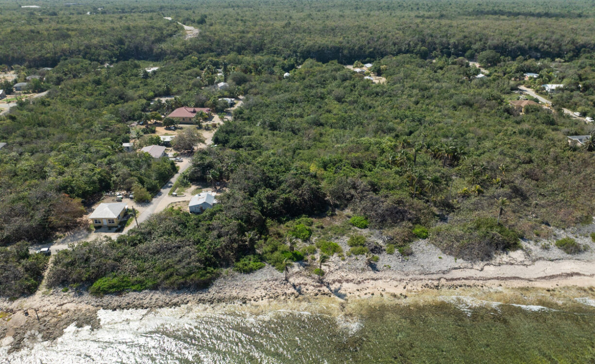 2.75 ACRES OF BEACH FRONT LAND ON THE NORTH COAST CAYMAN BRAC