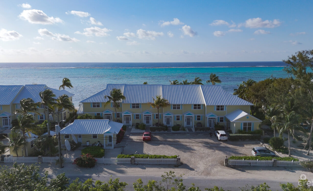 CONCH CLUB COTTAGE-LITTLE CAYMAN