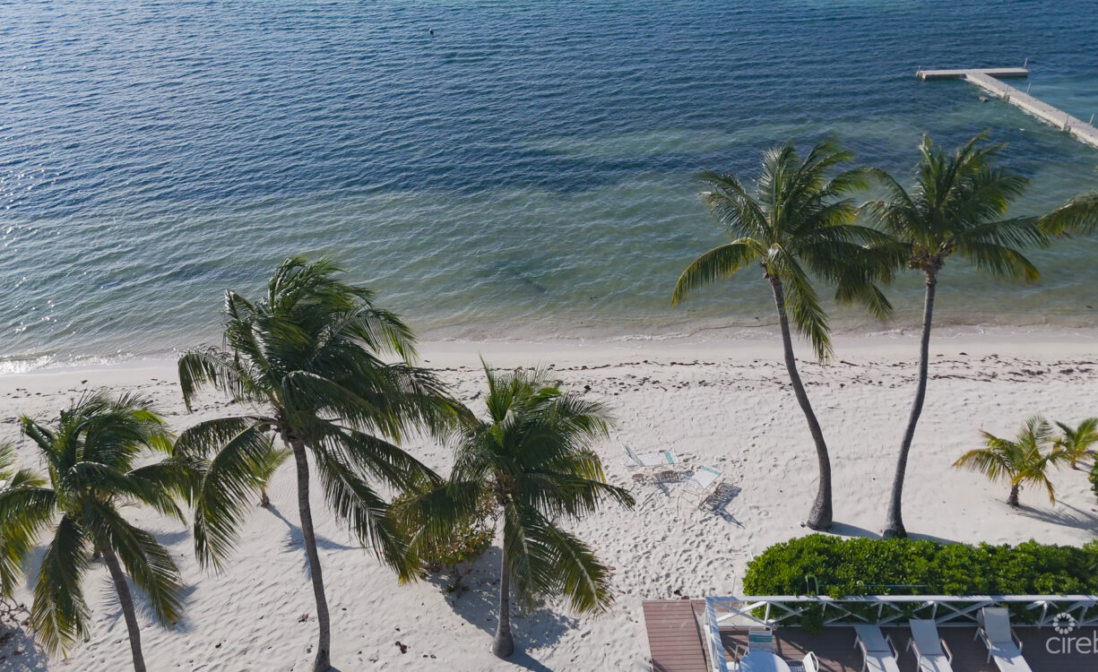 CONCH CLUB COTTAGE-LITTLE CAYMAN