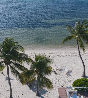 CONCH CLUB COTTAGE-LITTLE CAYMAN