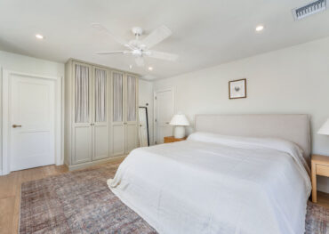 Snug Harbour Designer Renovated 4 Bedroom Home