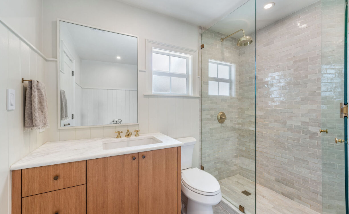 ANDREW DRIVE 269. SNUG HARBOUR HOME