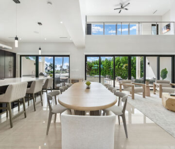 CRYSTAL HARBOUR CANAL FRONT HOME