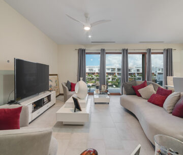 BEAUTIFUL ARVIA THREE BEDROOM
