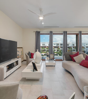 BEAUTIFUL ARVIA THREE BEDROOM