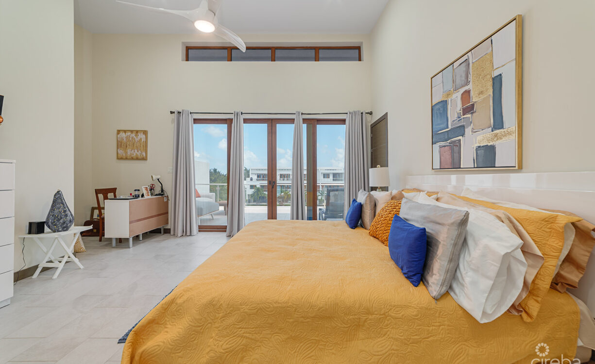 BEAUTIFUL ARVIA THREE BEDROOM