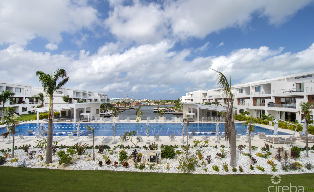 BEAUTIFUL ARVIA THREE BEDROOM