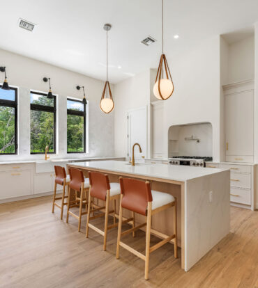 BEL AIR DR, SOUTH SOUND - CUSTOM NEW BUILD