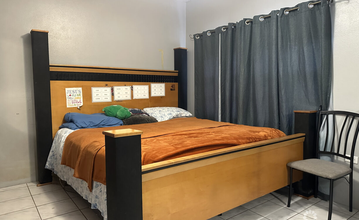 PLEASANT VIEW 2BEDS - CORNER HOME WEST BAY
