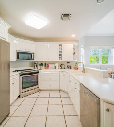 ON THE BAY UNIT 208, NORTH SIDE