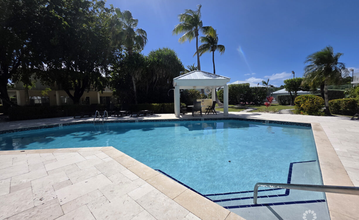 SUNRISE POOL VIEW END UNIT GROUND FLOOR