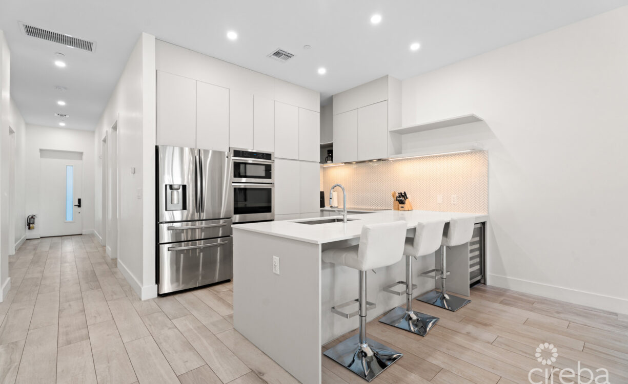 AURA #107, - GROUND FLOOR 3 BED POOLFRONT RESIDENCE