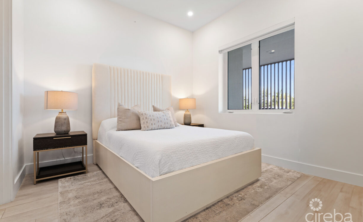 AURA #107, - GROUND FLOOR 3 BED POOLFRONT RESIDENCE