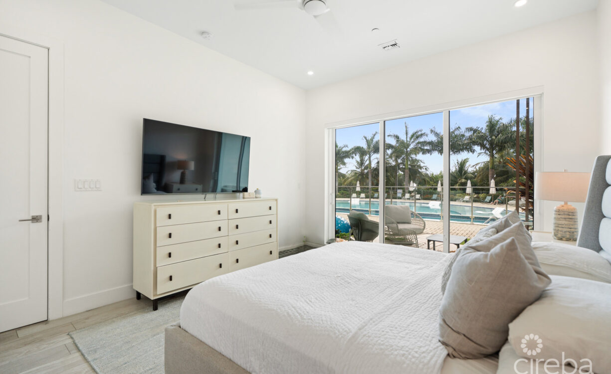 AURA #107, - GROUND FLOOR 3 BED POOLFRONT RESIDENCE