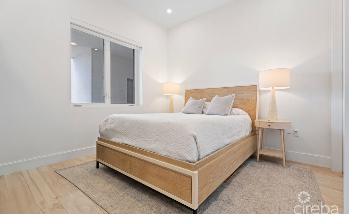 AURA #107, - GROUND FLOOR 3 BED POOLFRONT RESIDENCE