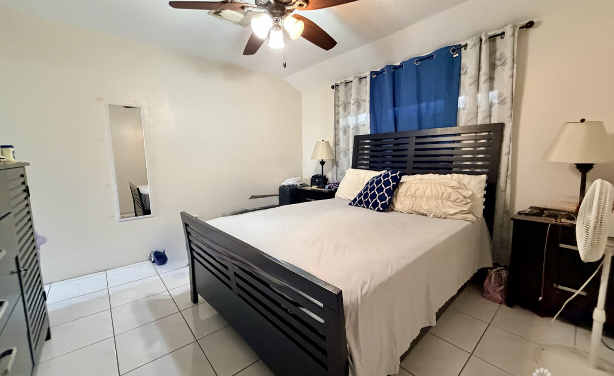 TROPICAL HAVEN - REMODELLED 3 BEDROOM CONDO!