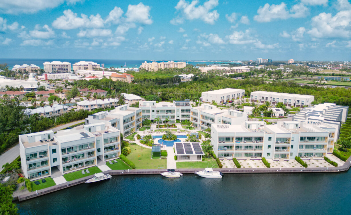 ONE CANAL POINT 535 WITH DOCK