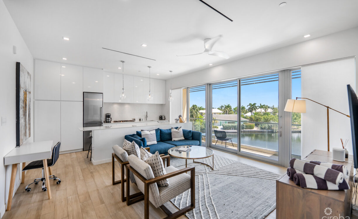 ONE CANAL POINT 535 WITH DOCK