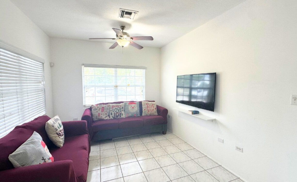 PLEASANT VIEW 2BEDS - CORNER HOME WEST BAY