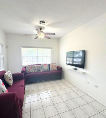 PLEASANT VIEW 2BEDS - CORNER HOME WEST BAY