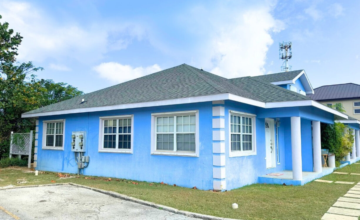 PLEASANT VIEW 2BEDS - CORNER HOME WEST BAY