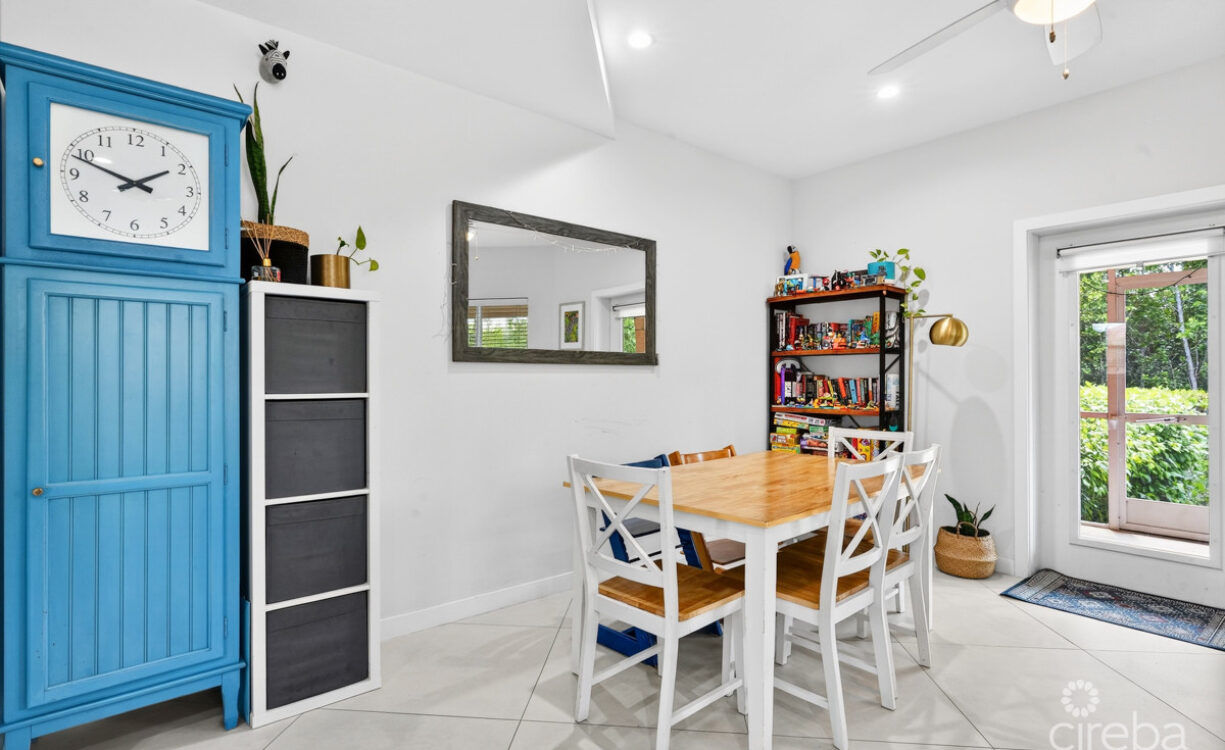 CAYMAN CROSSING  MODERN TWO BEDROOM