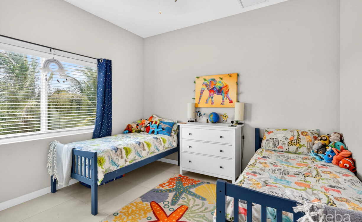 CAYMAN CROSSING  MODERN TWO BEDROOM
