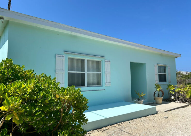 OCEAN FRONT 3 BEDROOM VILLA CAYMAN BRAC