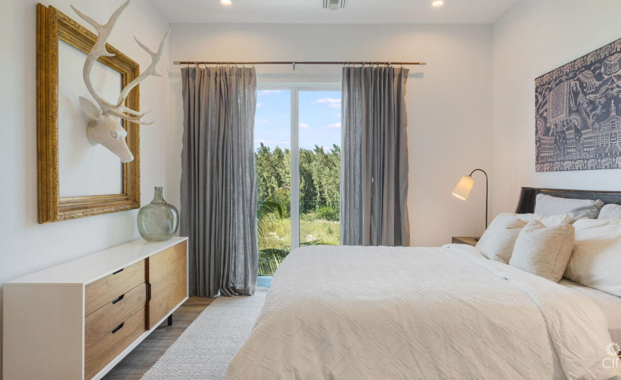 SHORE CLUB #4  Stunning Condo with unobstructed Ocean Views 