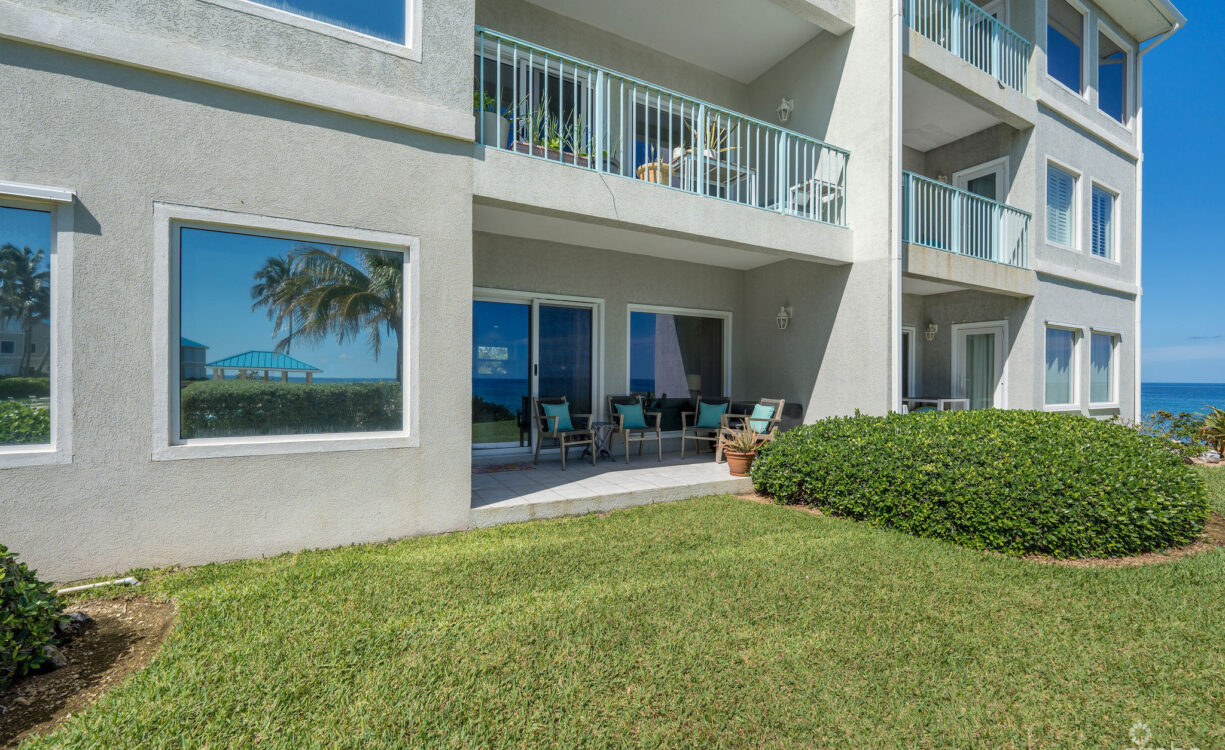 OCEAN POINTE VILLAS