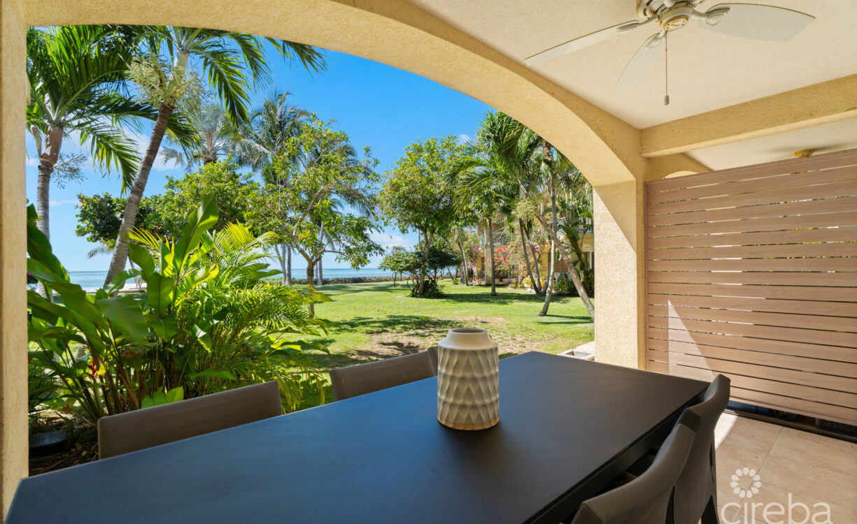 PIRATES LAIR 10 - SOUTH SOUND OCEANFRONT TOWNHOME