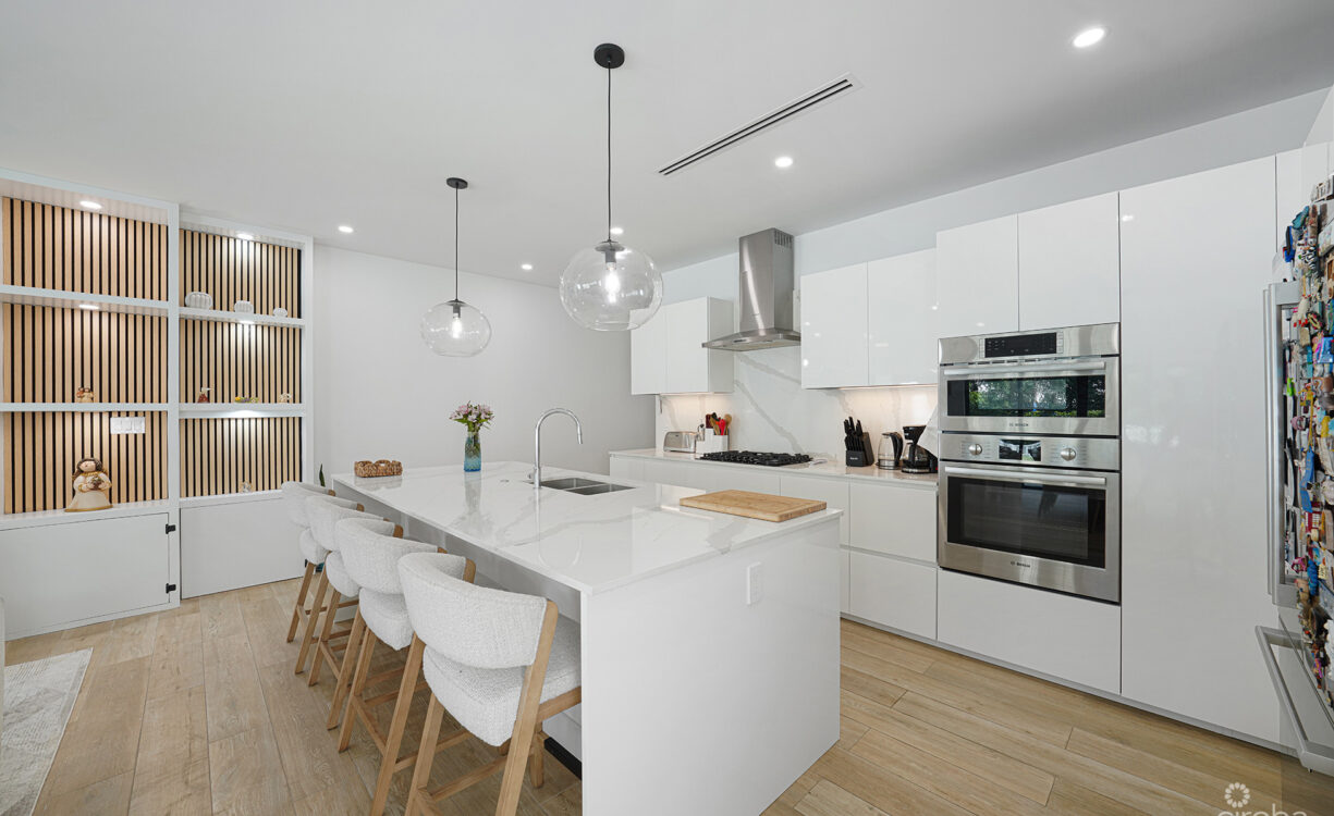 SALT AIR TOWNHOME END UNIT 4 BED