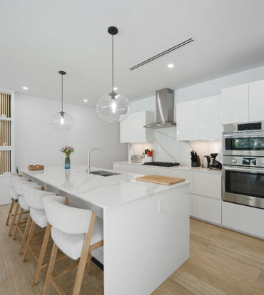 SALT AIR TOWNHOME END UNIT 4 BED