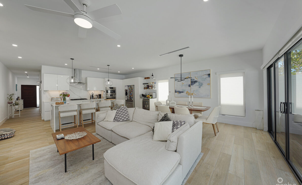SALT AIR TOWNHOME END UNIT 4 BED