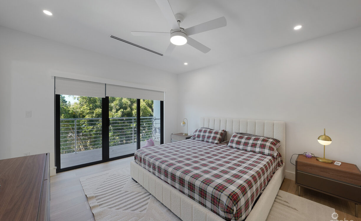 SALT AIR TOWNHOME END UNIT 4 BED