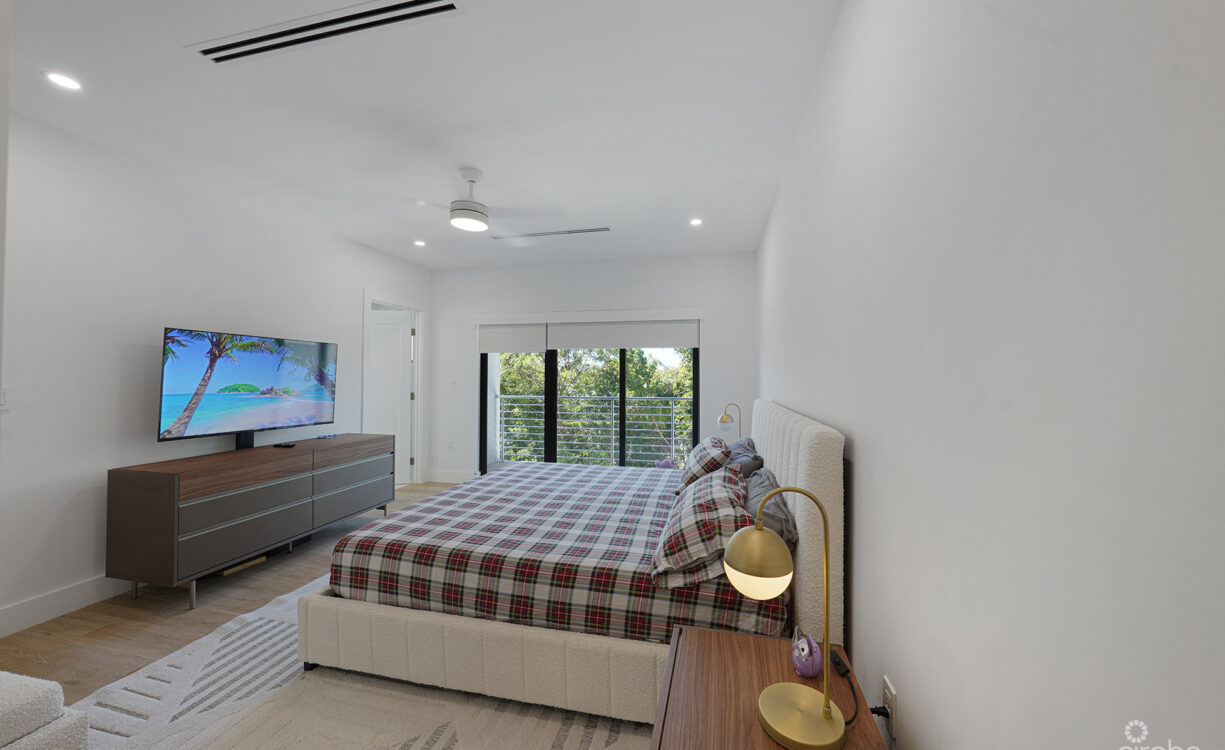 SALT AIR TOWNHOME END UNIT 4 BED